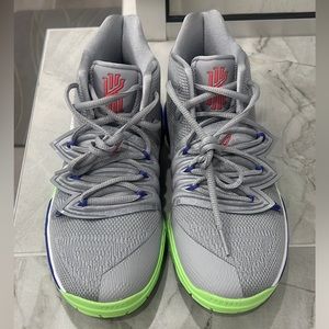 Nike Kyrie 5 GS Wolf Grey/White-Lime Blast